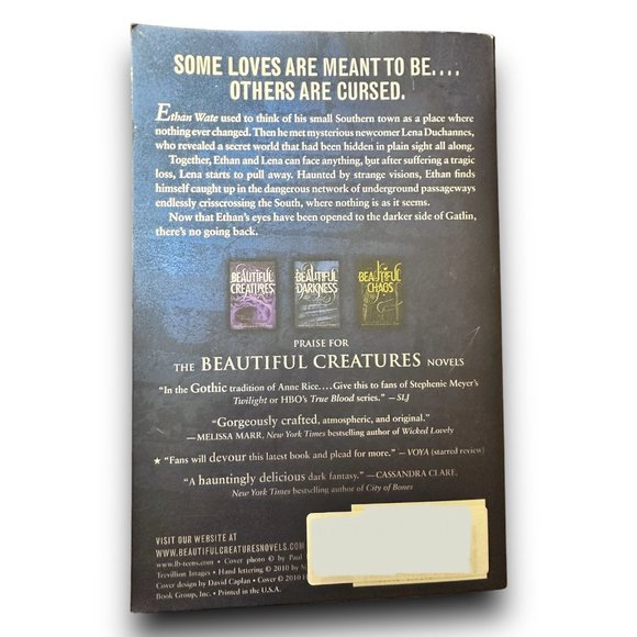 ⚡️3/$15⚡️ Beautiful Darkness [Paperback] by Kami Garcia & Margaret Stohl - Picture 3 of 3